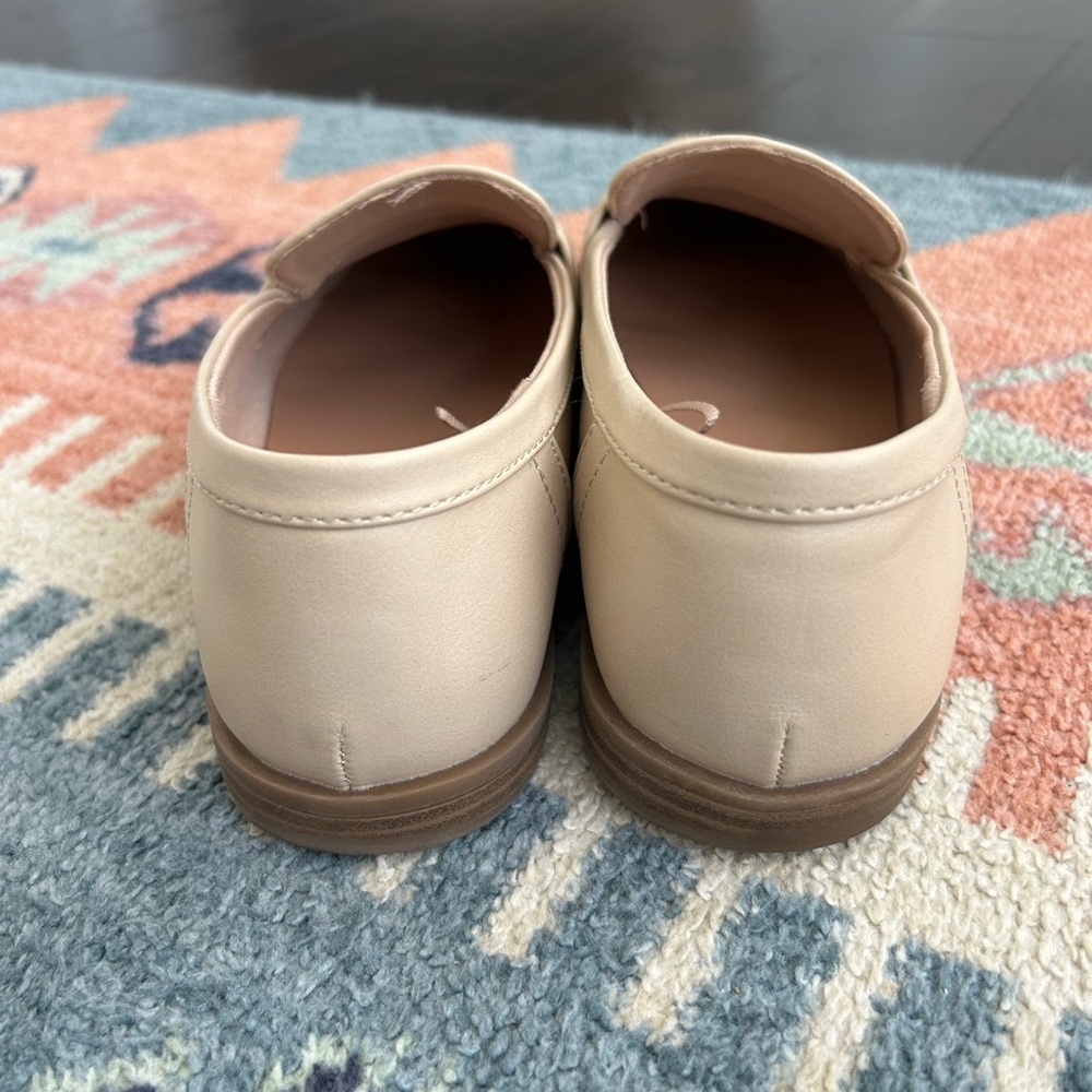 Old Navy Stone Loafers size 8.5 - Picture 5 of 6